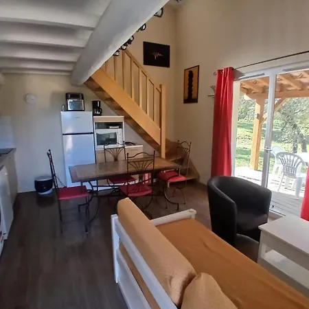 Maison T4 Entier Dans De Loisirs Avec Piscine Ferienhaus
